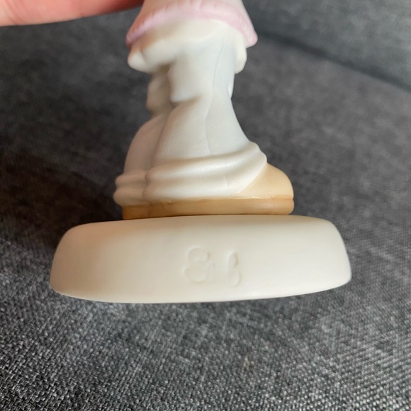 Precious Moments Happy Birthday To You! 2011 - Picture 8 of 9